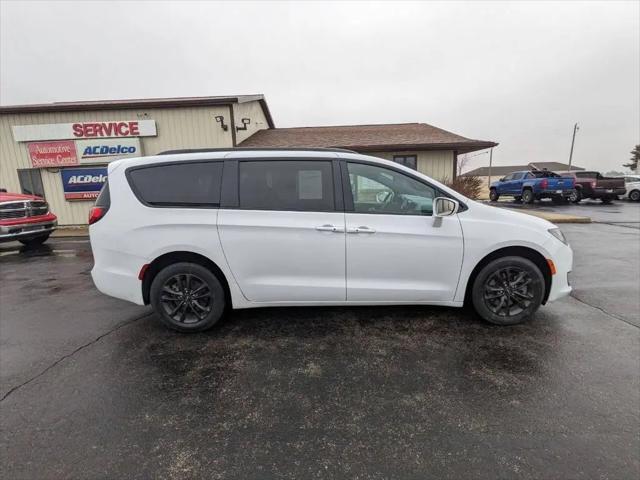 2020 Chrysler Pacifica AWD Launch Edition for sale in Otterbein, IN