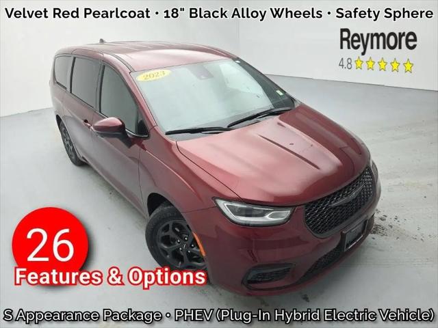 2023 Chrysler Pacifica Hybrid Touring L for sale in Central Square, NY