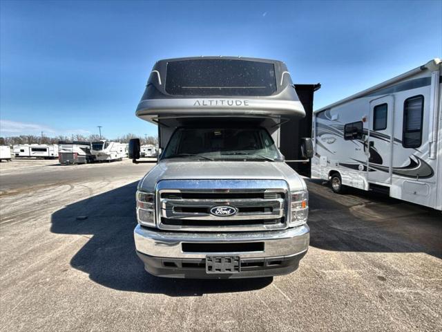 2026 Ford E-450 Cutaway 27U