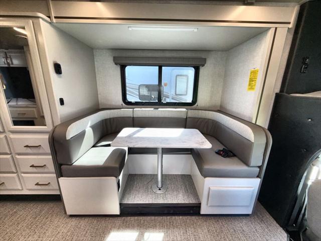 2026 Ford E-450 Cutaway 27U