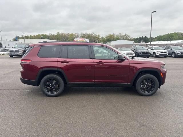 2026 Jeep Grand Cherokee L GRAND CHEROKEE L LAREDO ALTITUDE 4X4