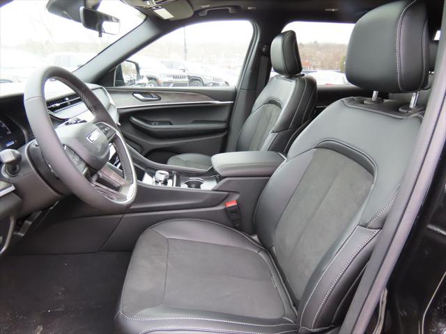 2026 Jeep Grand Cherokee L Altitude 4x4