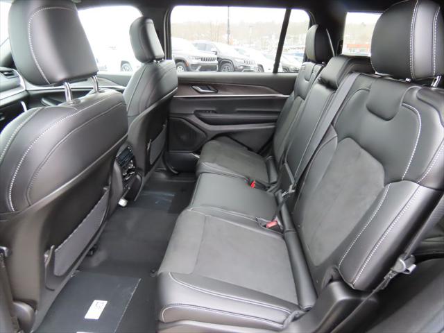 2026 Jeep Grand Cherokee L Altitude 4x4