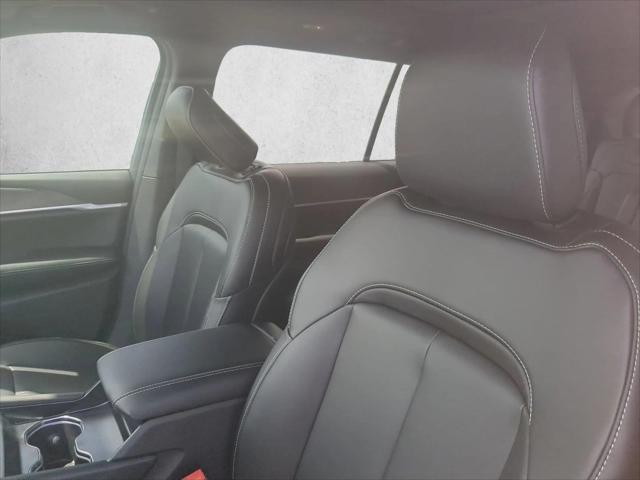 2026 Jeep Grand Cherokee Limited 4x2