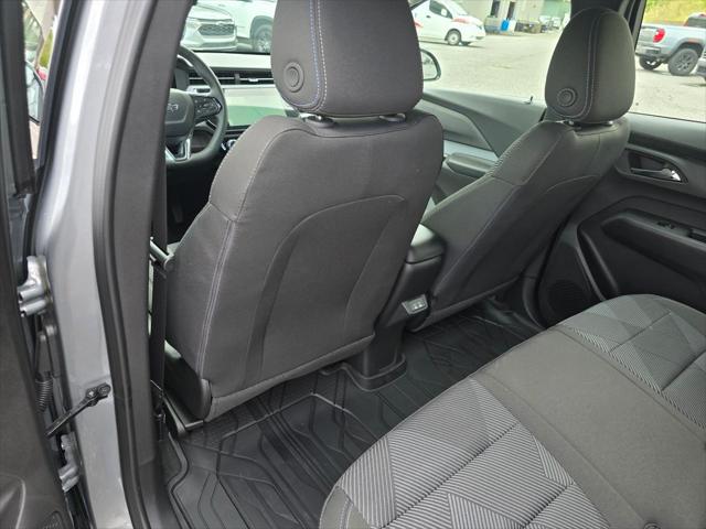 2027 Chevrolet Bolt LT FWD