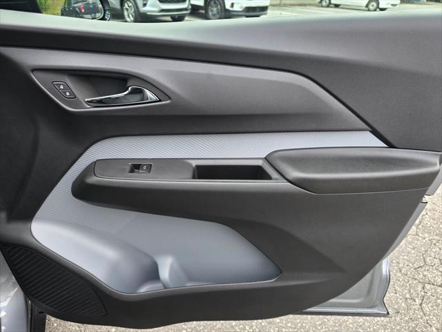 2027 Chevrolet Bolt LT FWD