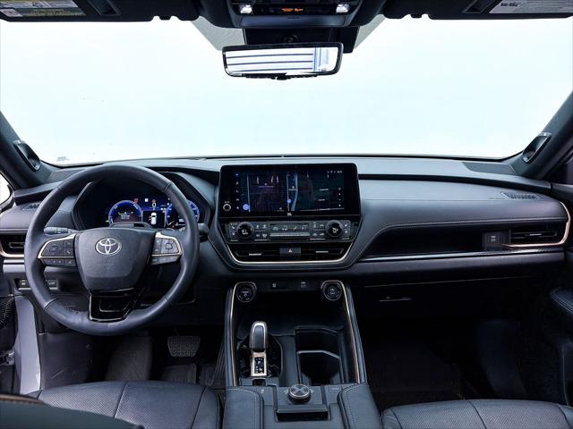 2025 Toyota Grand Highlander Hybrid Platinum MAX