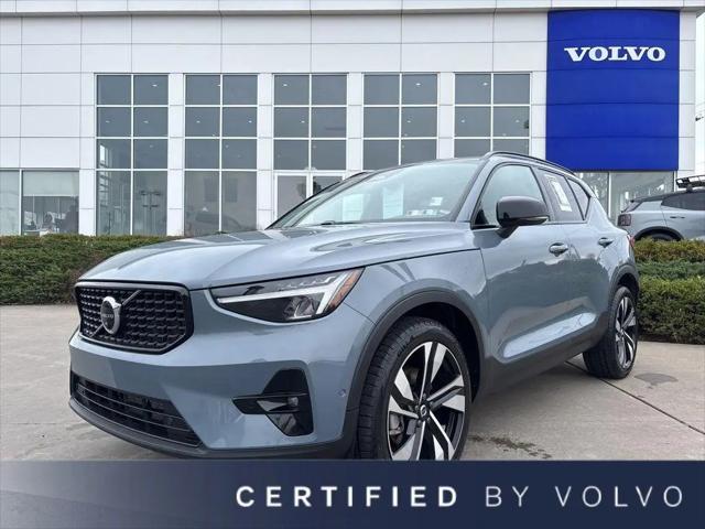 2023 Volvo XC40 B5 Plus Dark Theme for sale in Pittston, PA