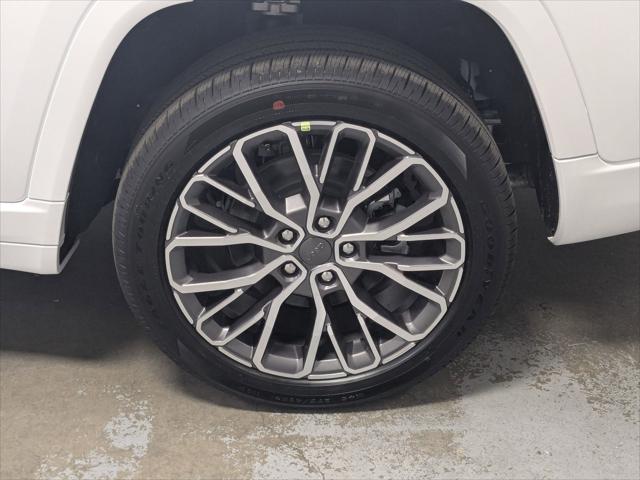 2026 Jeep Grand Cherokee Summit 4x4