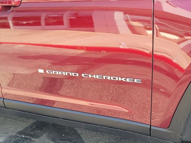 2026 Jeep Grand Cherokee Altitude 4x4