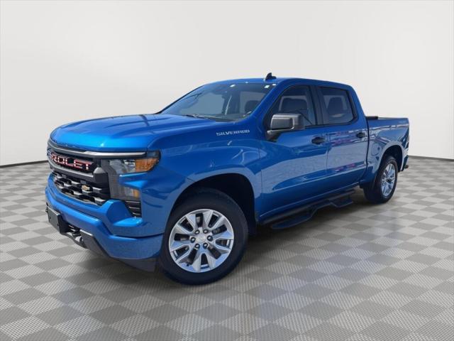 2023 Chevrolet Silverado 1500 4WD Crew Cab Short Bed Custom