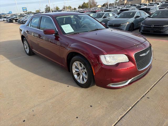 2023 Chrysler 300 Touring