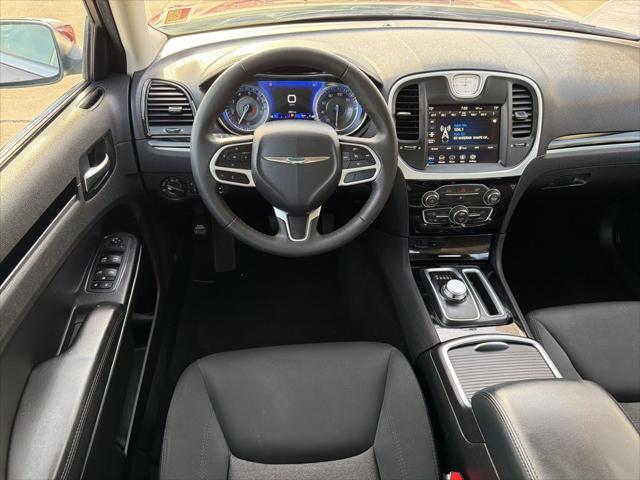 2023 Chrysler 300 Touring