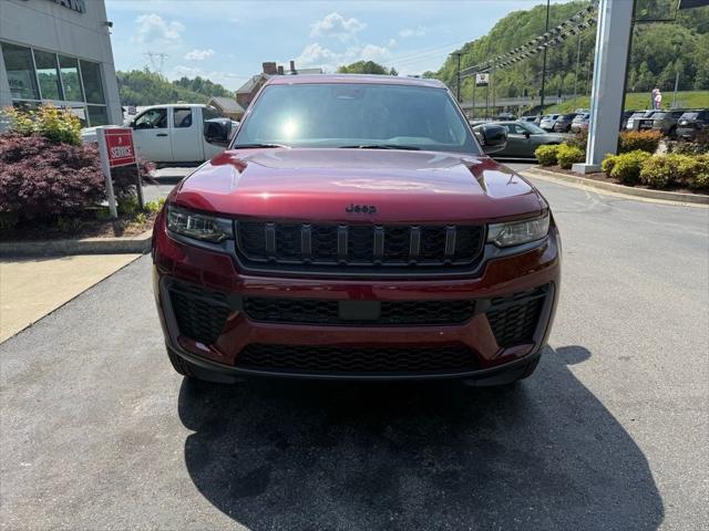 2026 Jeep Grand Cherokee L GRAND CHEROKEE L LAREDO ALTITUDE 4X4
