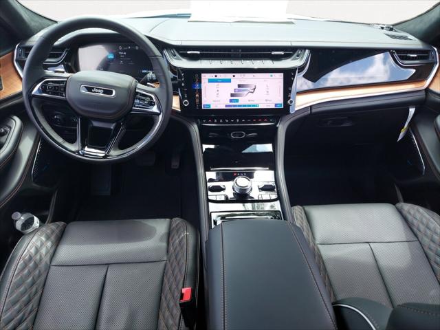 2026 Jeep Grand Cherokee GRAND CHEROKEE L SUMMIT 4X4