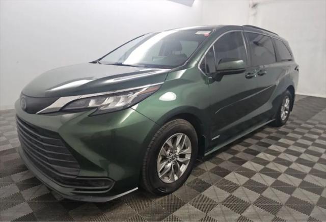 2021 Toyota Sienna LE for sale in Fort Worth, TX