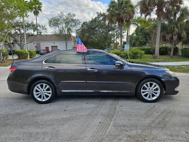 2011 Lexus ES 350 350