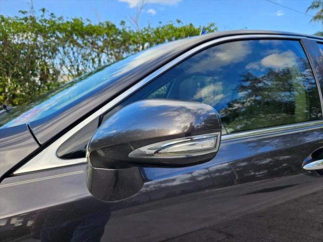 2011 Lexus ES 350 350