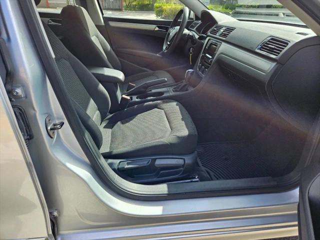 2017 Volkswagen Passat 1.8T S