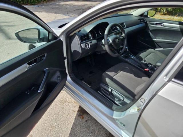 2017 Volkswagen Passat 1.8T S