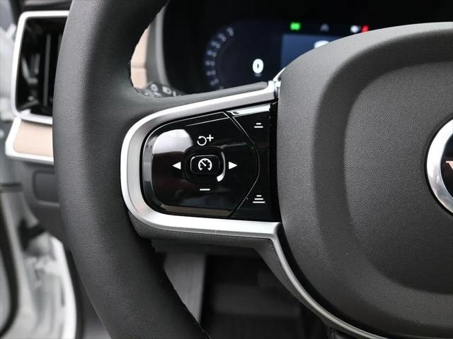 2026 Volvo XC90 Ultra Dark Theme, B6 AWD Gas (mild hybrid), Gasoline, 7 Seats