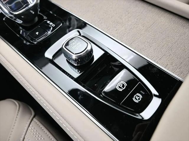 2026 Volvo XC90 Plus, B6 AWD Gas (mild hybrid), Gasoline, Bright, 7 Seats