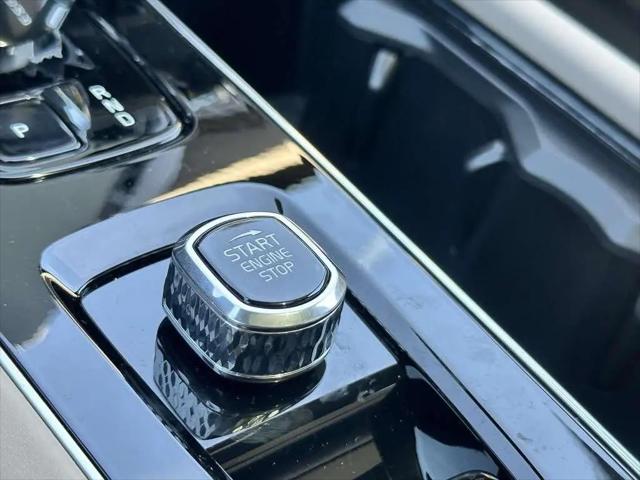 2026 Volvo XC90 Plus, B6 AWD Gas (mild hybrid), Gasoline, Bright, 7 Seats