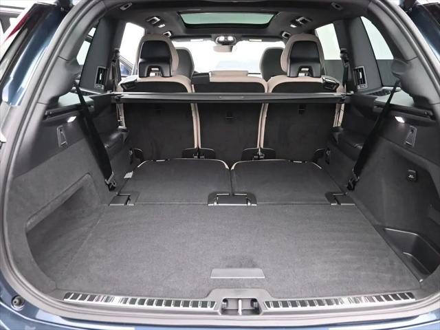 2026 Volvo XC90 Core, B6 AWD Gas (mild hybrid), Gasoline, Bright, 7 Seats