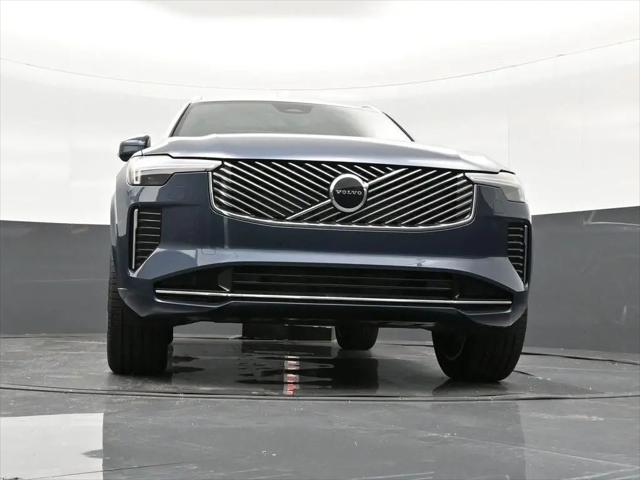2026 Volvo XC90 Core, B6 AWD Gas (mild hybrid), Gasoline, Bright, 7 Seats