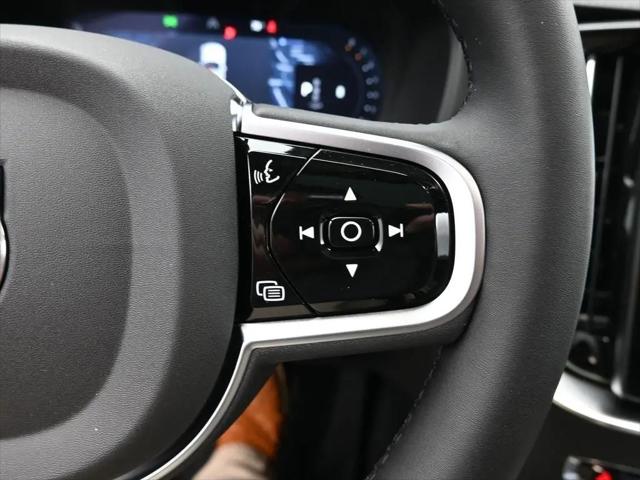 2026 Volvo XC90 Plus, B6 AWD Gas (mild hybrid), Gasoline, Bright, 7 Seats