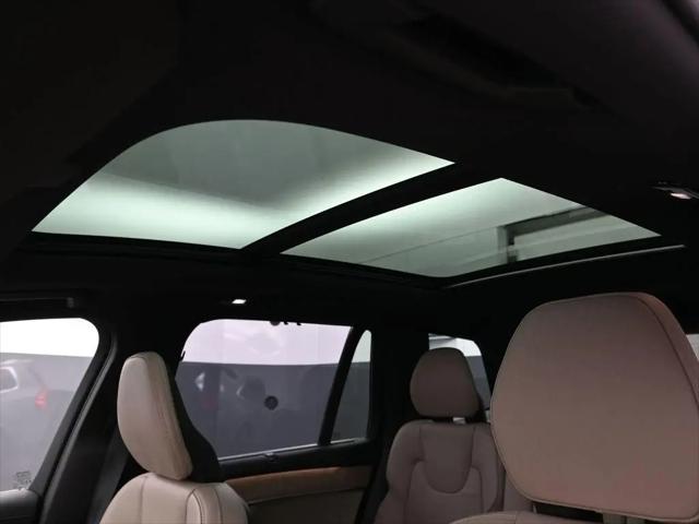 2026 Volvo XC90 Ultra, B6 AWD Gas (mild hybrid), Gasoline, Bright, 7 Seats