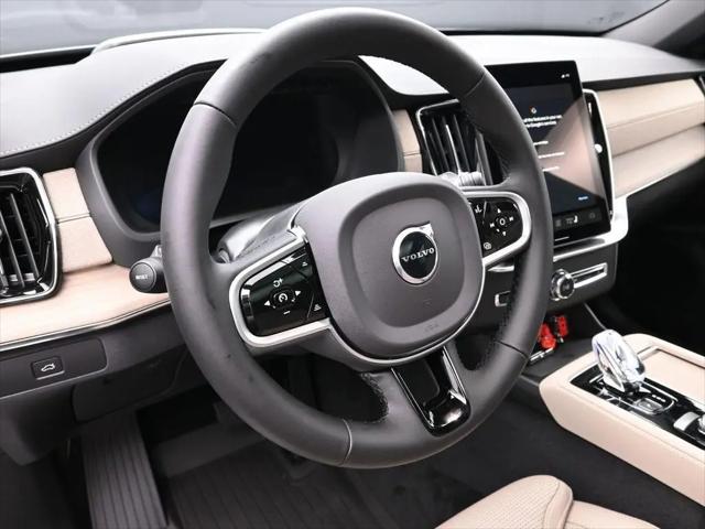 2026 Volvo XC90 Ultra, B6 AWD Gas (mild hybrid), Gasoline, Bright, 7 Seats