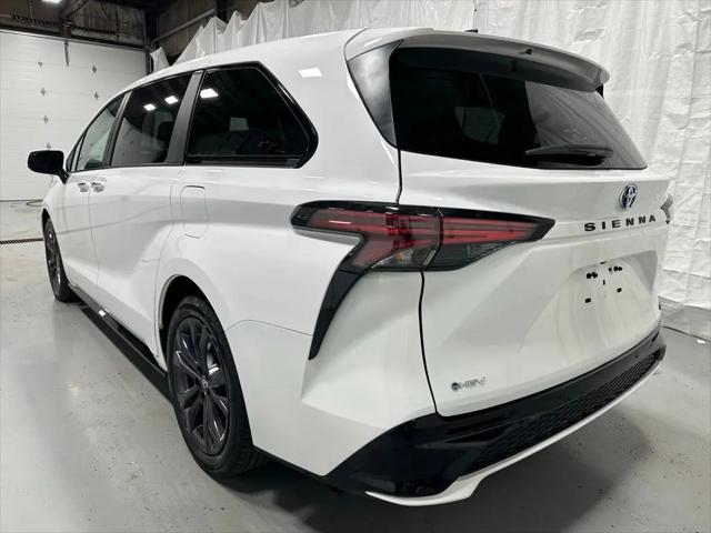 2025 Toyota Sienna XSE