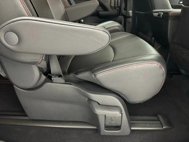 2025 Toyota Sienna XSE