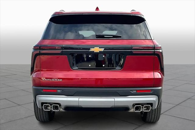 2026 Chevrolet Traverse FWD LT
