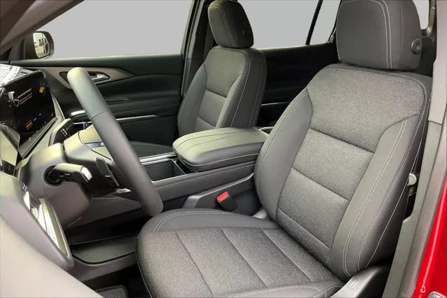 2026 Chevrolet Traverse FWD LT
