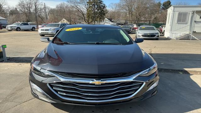 2022 Chevrolet Malibu FWD 1FL