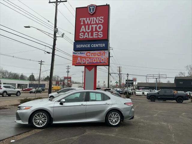 2018 Toyota Camry XLE V6 for sale in Lansing, MI