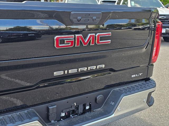 2026 GMC Sierra 1500 Crew Cab, Standard Bed, SLT, 4WD