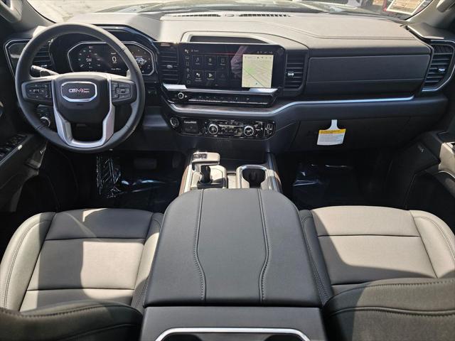 2026 GMC Sierra 1500 Crew Cab, Standard Bed, SLT, 4WD