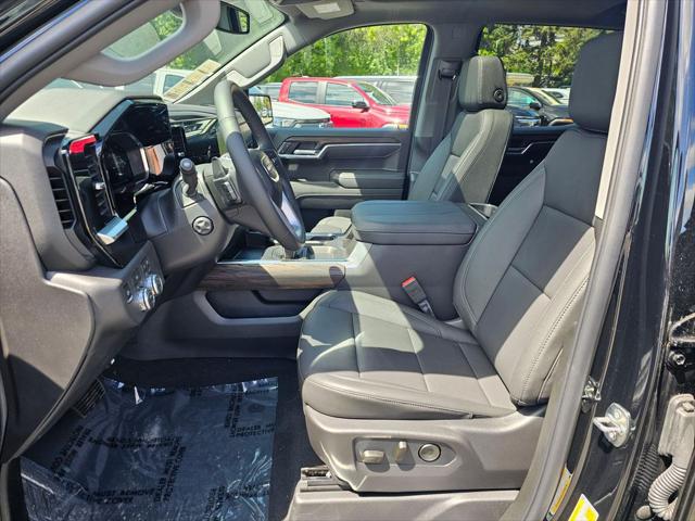 2026 GMC Sierra 1500 Crew Cab, Standard Bed, SLT, 4WD