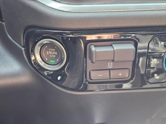 2026 GMC Sierra 1500 Crew Cab, Standard Bed, SLT, 4WD