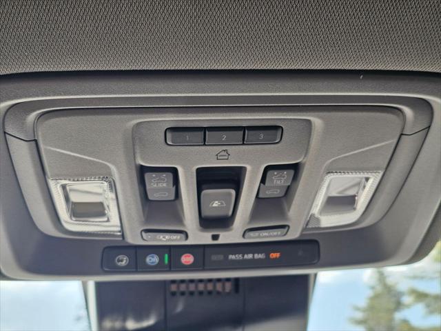 2026 GMC Sierra 1500 Crew Cab, Standard Bed, SLT, 4WD