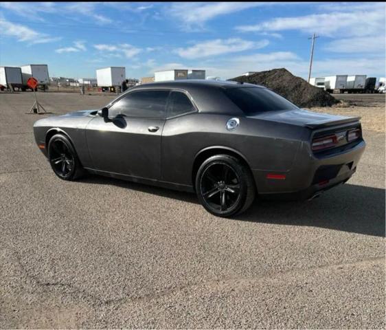 2015 Dodge Challenger SXT