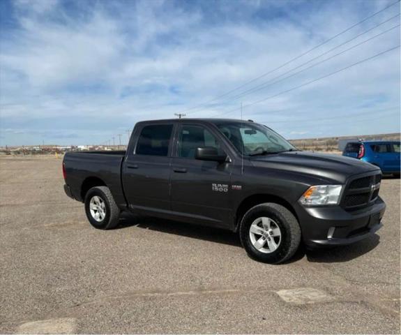 2017 Ram 1500 Express Crew Cab 4x4 5'7" Box