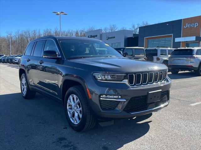 2022 Jeep Grand Cherokee Limited 4x4 2022 Jeep Grand Cherokee Limited 4x4