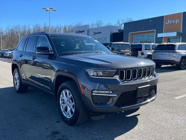 2022 Jeep Grand Cherokee Limited 4x4 2022 Jeep Grand Cherokee Limited 4x4