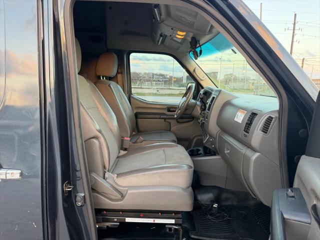 2017 Nissan 3500 SL V8