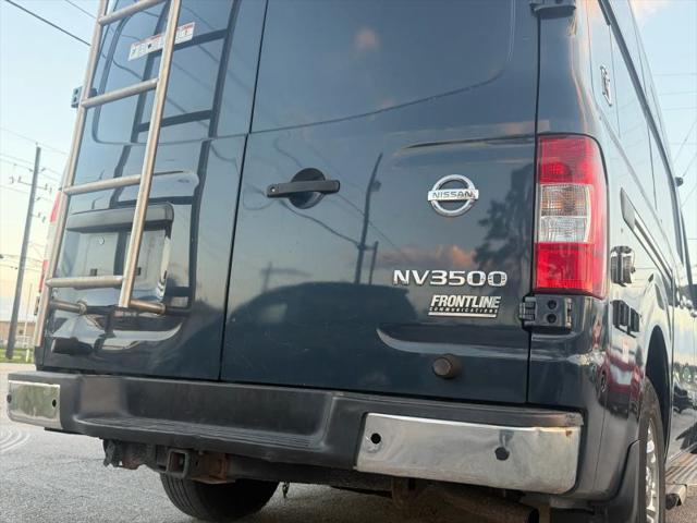 2017 Nissan 3500 SL V8