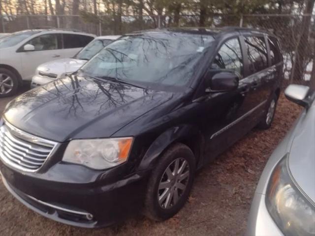 2014 Chrysler Town & Country Touring for sale in Chicopee, MA
